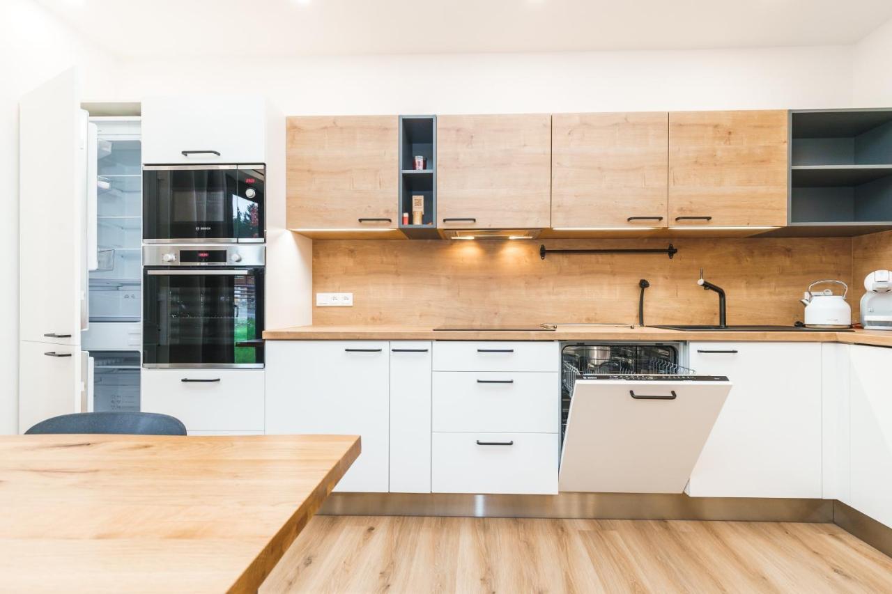 Apartman Ski Plesivec Абертами Екстер'єр фото